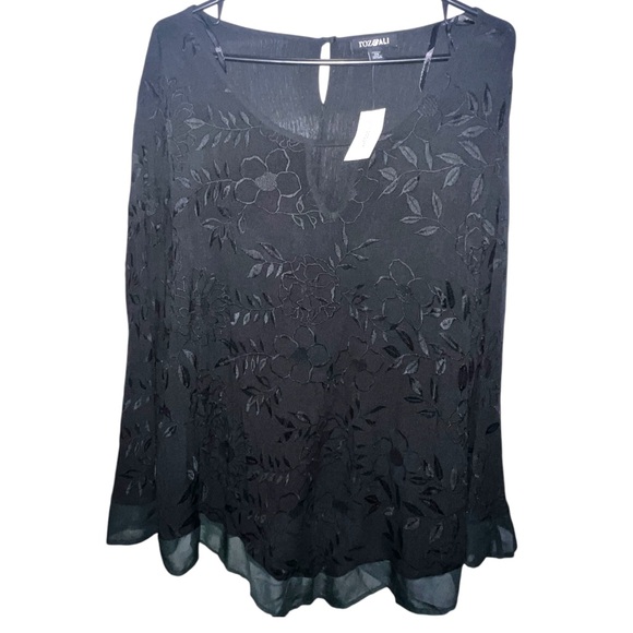 ROZ & ALI | NWT BLACK FLORAL EMBROIDERED SHEER TOP - Picture 2 of 11